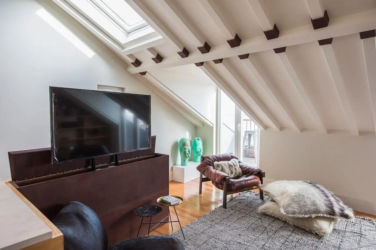 Lovelystay - Stunning Penthouse With The Best Views Lisbon 0*,  Portugal